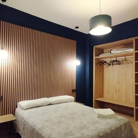Segundo Antolin Yellow Door Ponferrada Zewnętrze zdjęcie