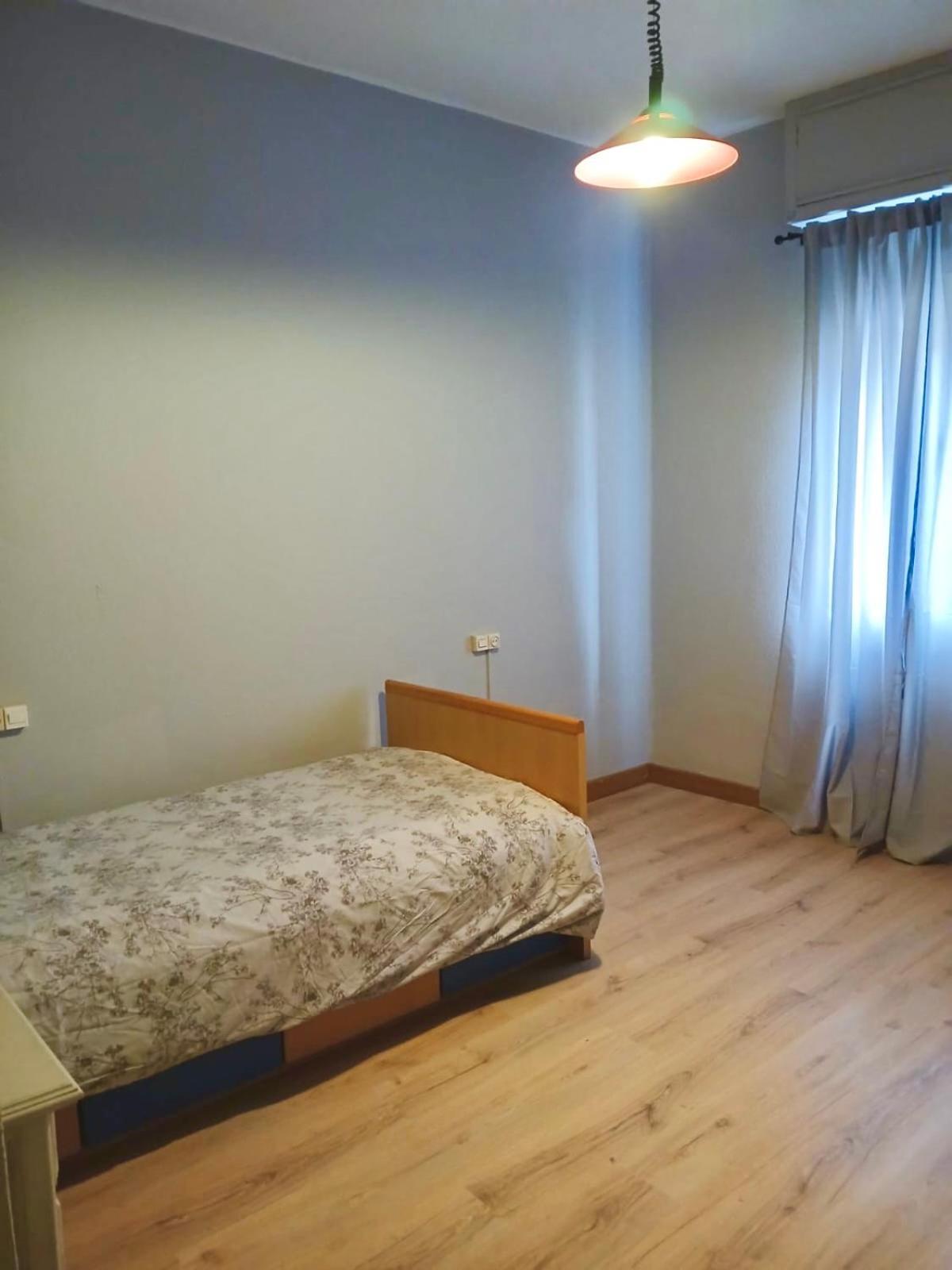 Segundo Antolin Yellow Door Ponferrada Zewnętrze zdjęcie