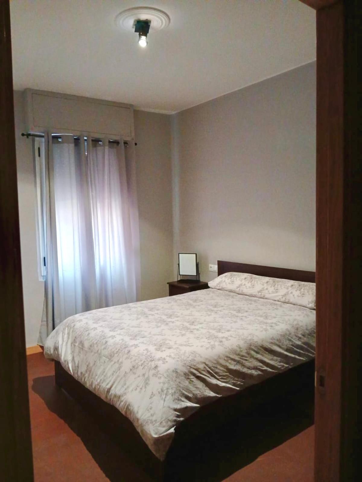 Segundo Antolin Yellow Door Ponferrada Zewnętrze zdjęcie