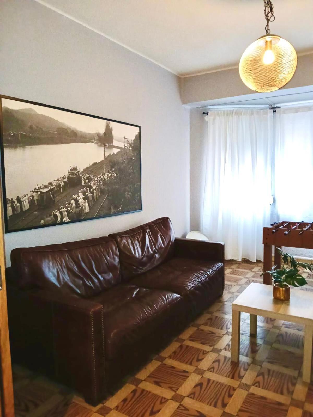 Segundo Antolin Yellow Door Ponferrada Zewnętrze zdjęcie